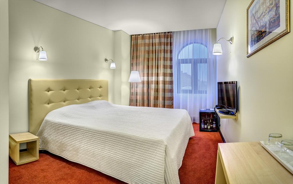 Capitol Hotel Bucureşti Cameră foto