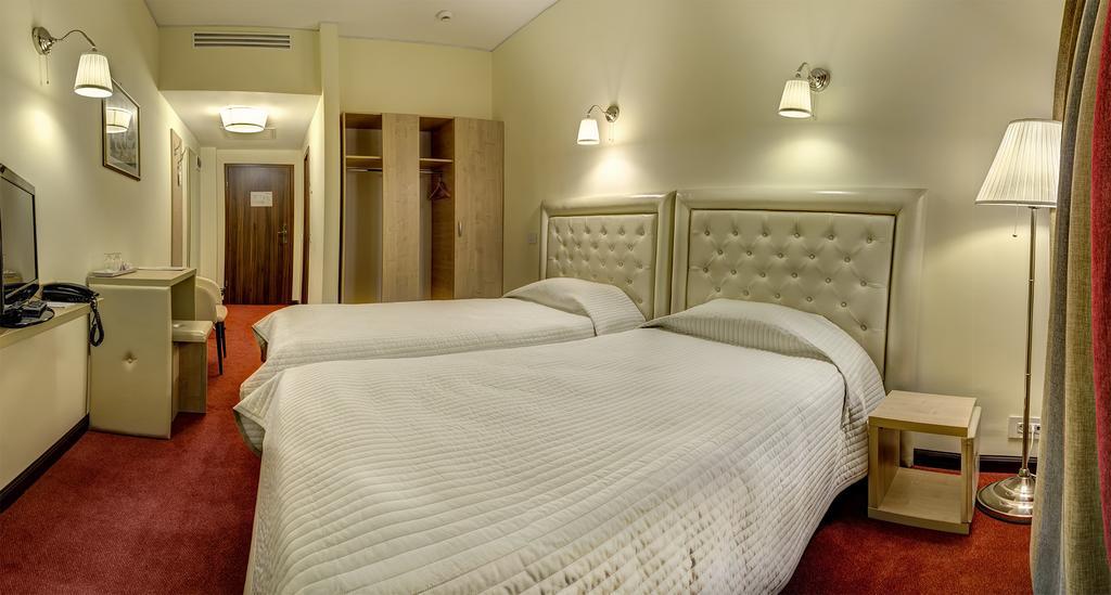 Capitol Hotel Bucureşti Cameră foto